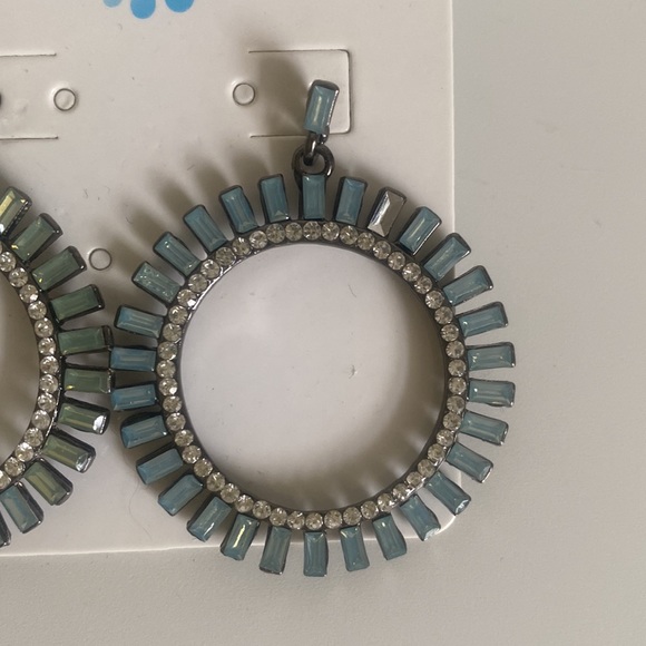 High Roller Round Rhinestone Earrings - Picture 3 of 6